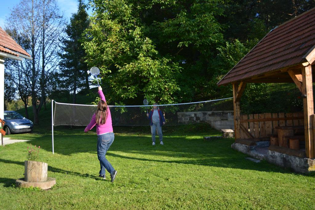 Holiday Home Lana Saborsko Kültér fotó