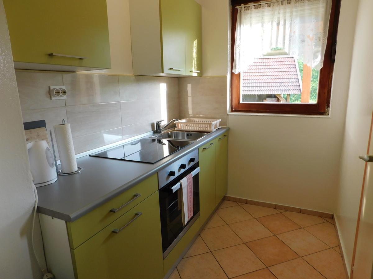 Holiday Home Lana Saborsko Kültér fotó